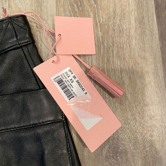 BAPY BY A BATHING APE LEATHER SKIRT - Picture 4 of 4